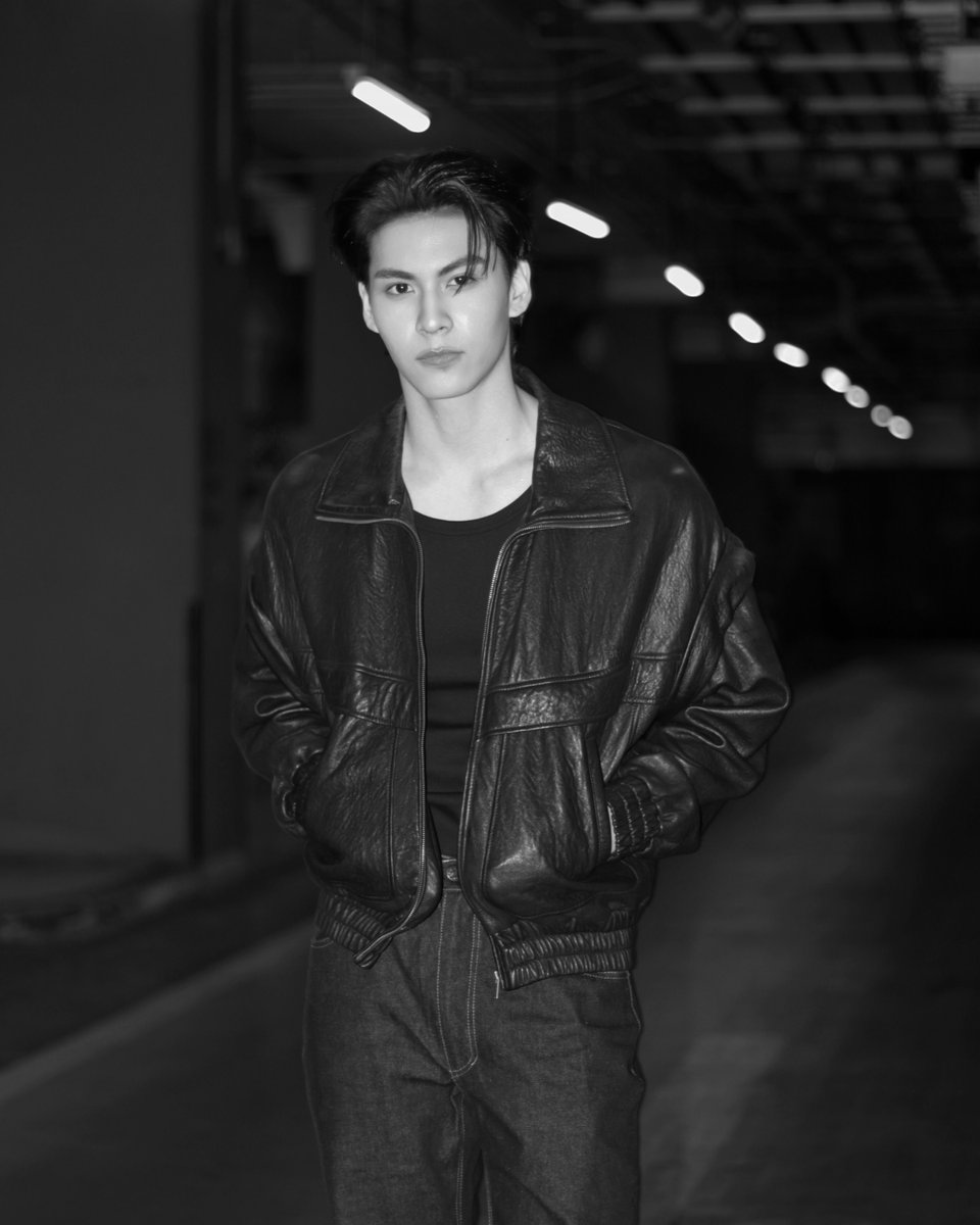 เด็กชายพูม่า เช็คชื่อค้าบบ 🖤😎

DAOUOBEYPUMA CALENDAR 2026
#OPENxONECALENDAR2026