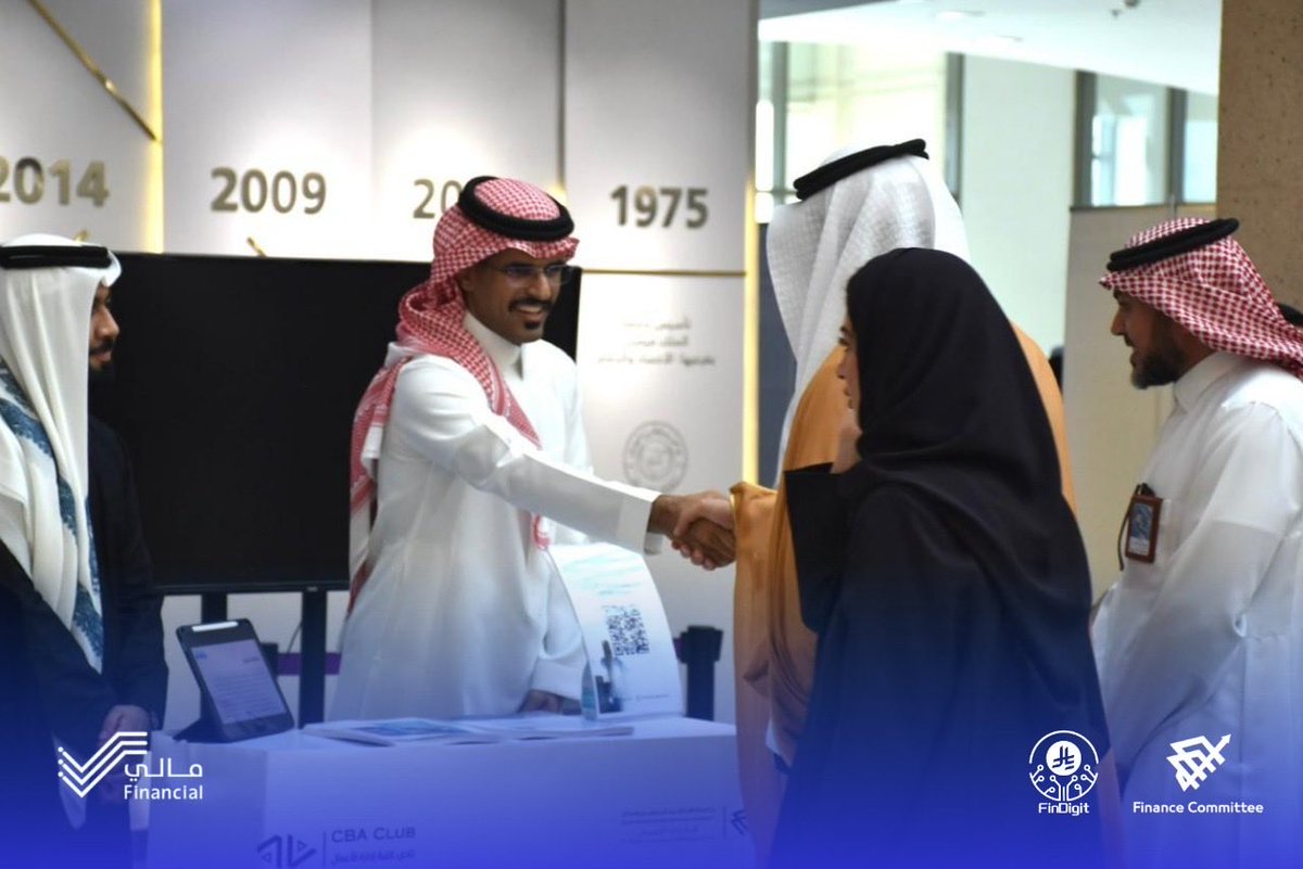 من الزيارات التي نسمو بها ونفخر، زيارة نائب رئيس جامعة الإمام عبد الرحمن بن فيصل سعادة الدكتور.عبدالله محمد المهيدب.

وقد كان لثقته وإشادته بجهود مبادرة مالي وفريقها ضمن حدث FinDigital أثرٌ كبير نعتز به ونستلهم منه المزيد من العطاء 🍃📉.
#مبادرة_مالي
