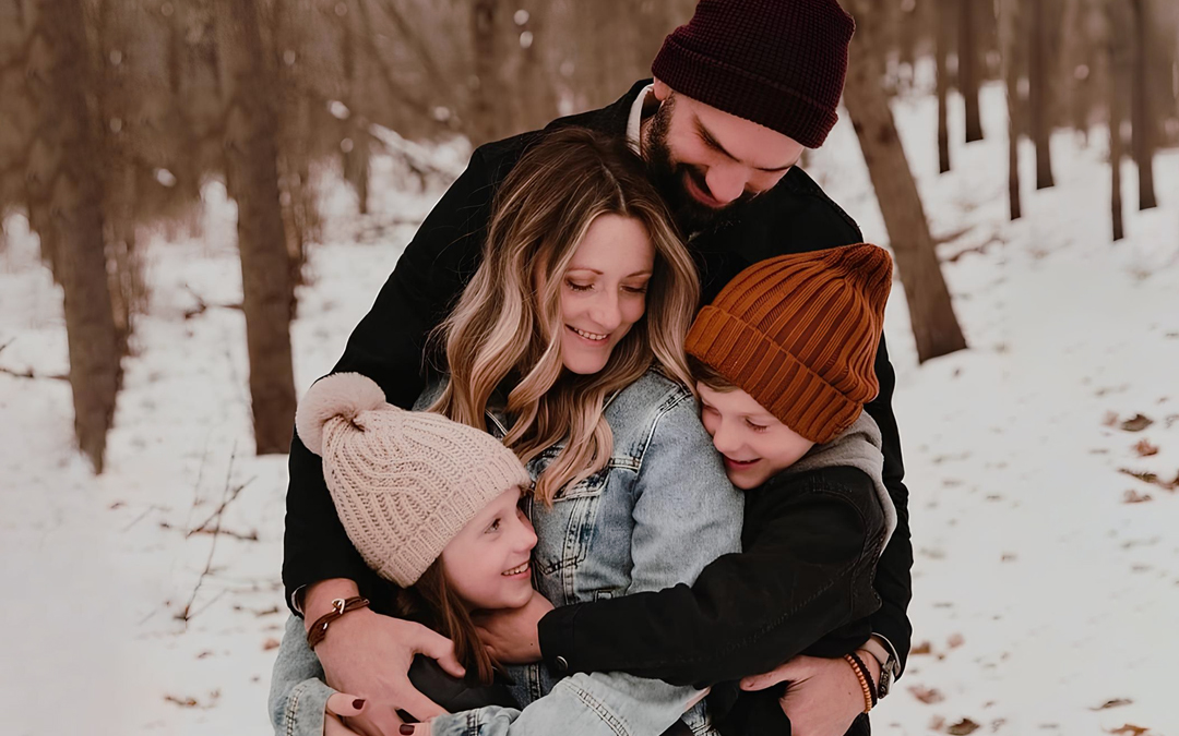 There’s nothing quite like winter to remind us what really matters — the little moments, the tight hugs, the giggles you can’t put a price on ❄️ 

#nurseryinabox #earlyyearsfamily #wintermoments #nurserylife #parentcommunity #uknursery #childhoodmagic