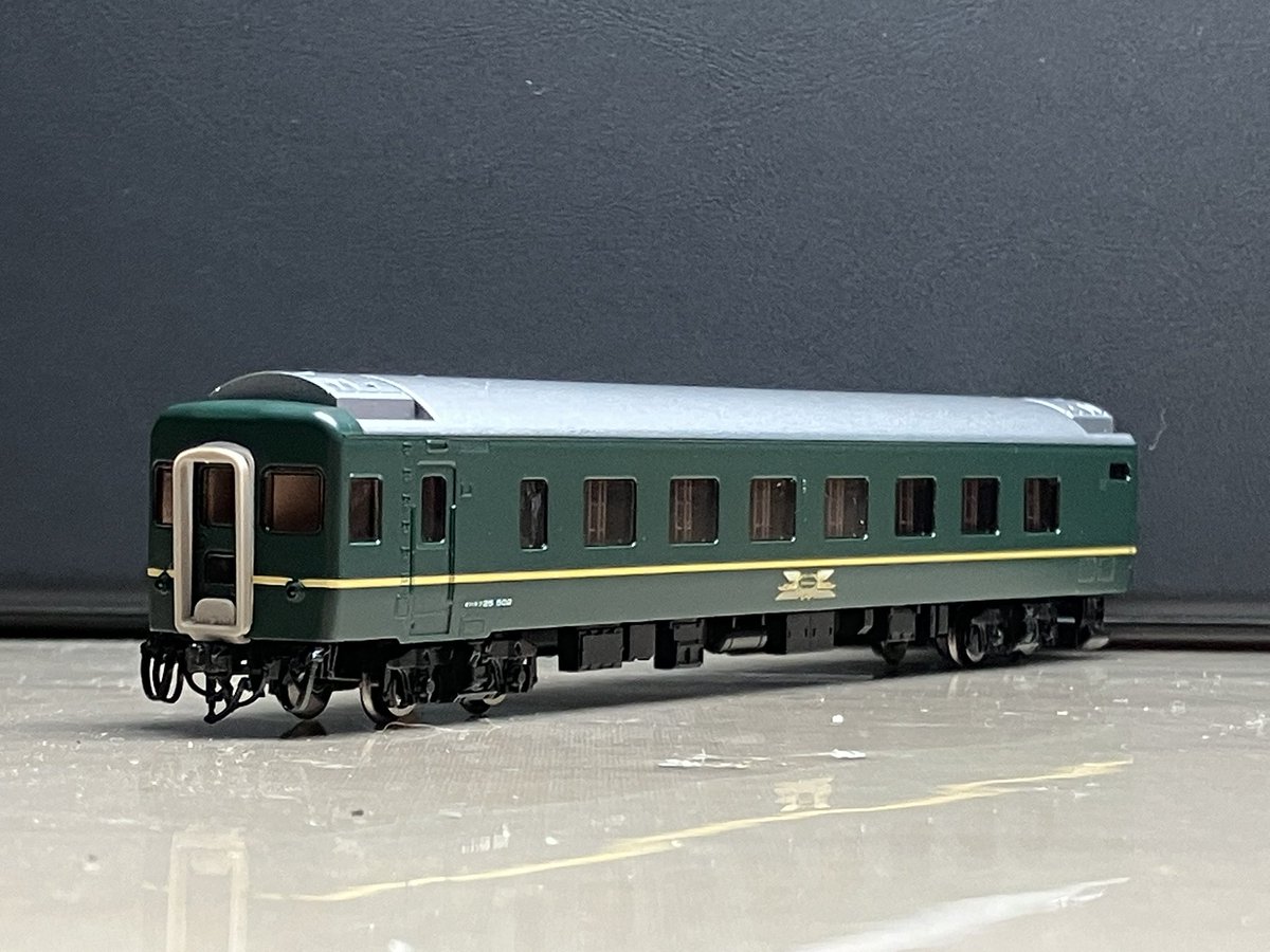 プラ客車　４両セット(13mm) 先日こんなことを投稿したが、JC6387のTNカプラーのジャンパ栓パーツの