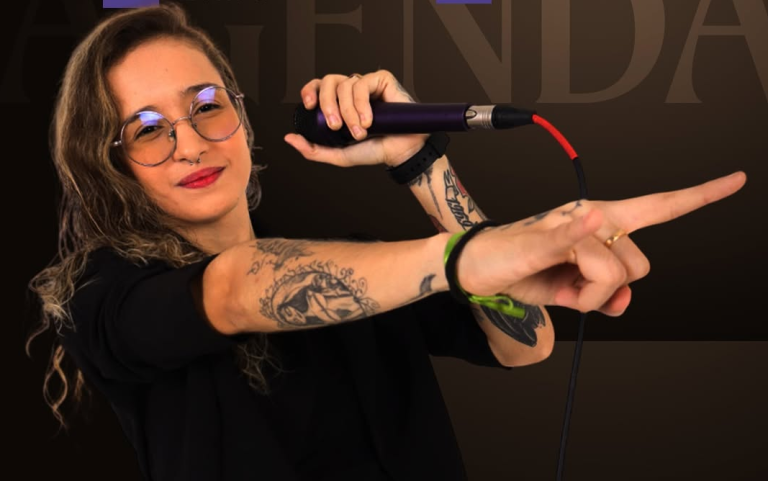 PORTALGAZETAAM's tweet photo. Anny Coelho: jovem artista amazonense se destaca na música com talento e versatilidade - Portal Gazeta do Amazonas https://t.co/oH2WNmDKMu https://t.co/peMbjqybWn