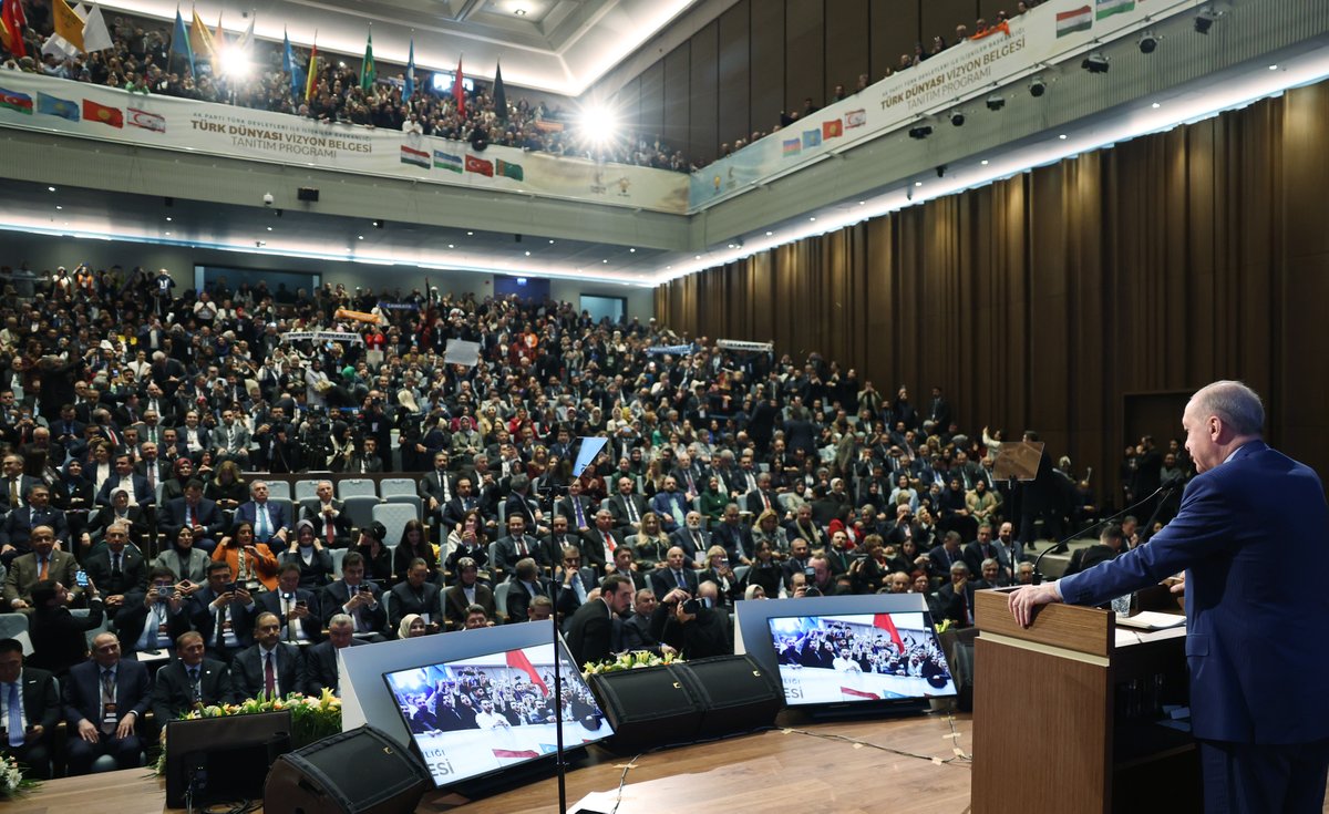 AK Parti Türk Dünyası Vizyon Belgesi’nin Türk dünyası ve tüm insanlık için hayırlara vesile olmasını diliyorum.

Türk halklarının birikimini, tecrübesini ve hedeflerini aynı ufukta buluşturan bu belge, gelecek yüzyılın inşasında önemli bir rehber niteliğindedir.