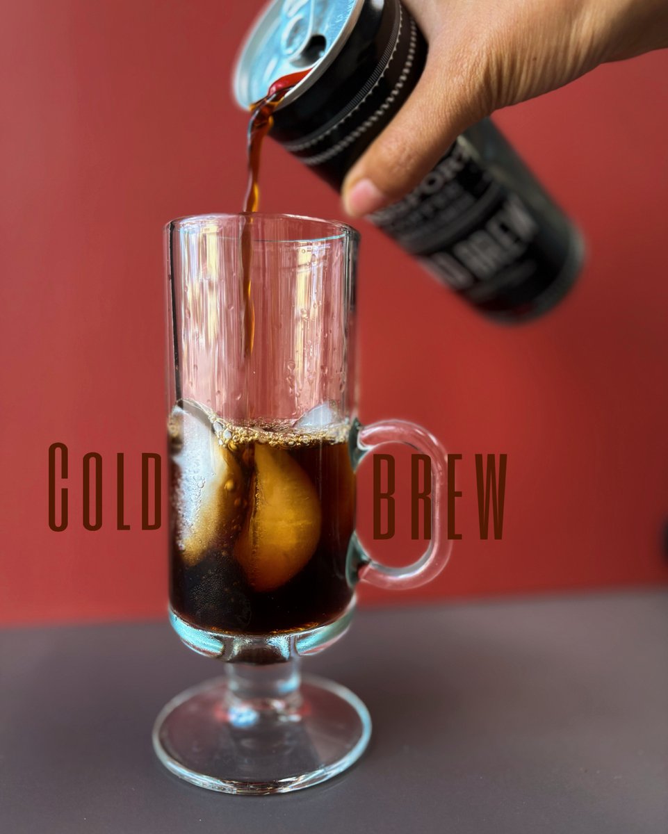 passportcoffee's tweet photo. Chocolate Cold Foam Recipe:
• Add 2 pumps of @monin_usa Chocolate Sauce to 3 oz heavy whipping cream
• Whip 
• Pour over a chilled glass of our Cold Brew

🤎 Sip &amp; enjoy 

#moninsyrup #moninsauce #coldbrewrecipe #icedlatterecipe #coffeerecipe #localfirstaz #phxazcoffee https://t.co/vC5swrtI97