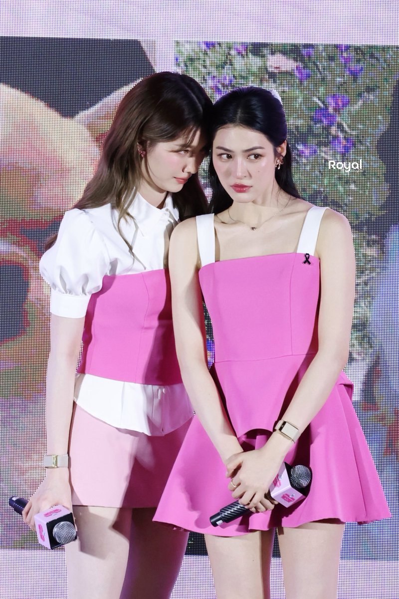 Royal_1127's tweet image. 251215

EZY SWEET MOMENT WITH LINGORM
#EZYSweetxLingOrm
#LingOrm #หลิงออม