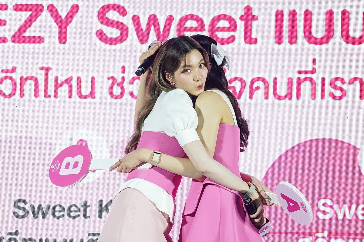 この表情🤣ʬʬʬ🤣ʬʬʬ