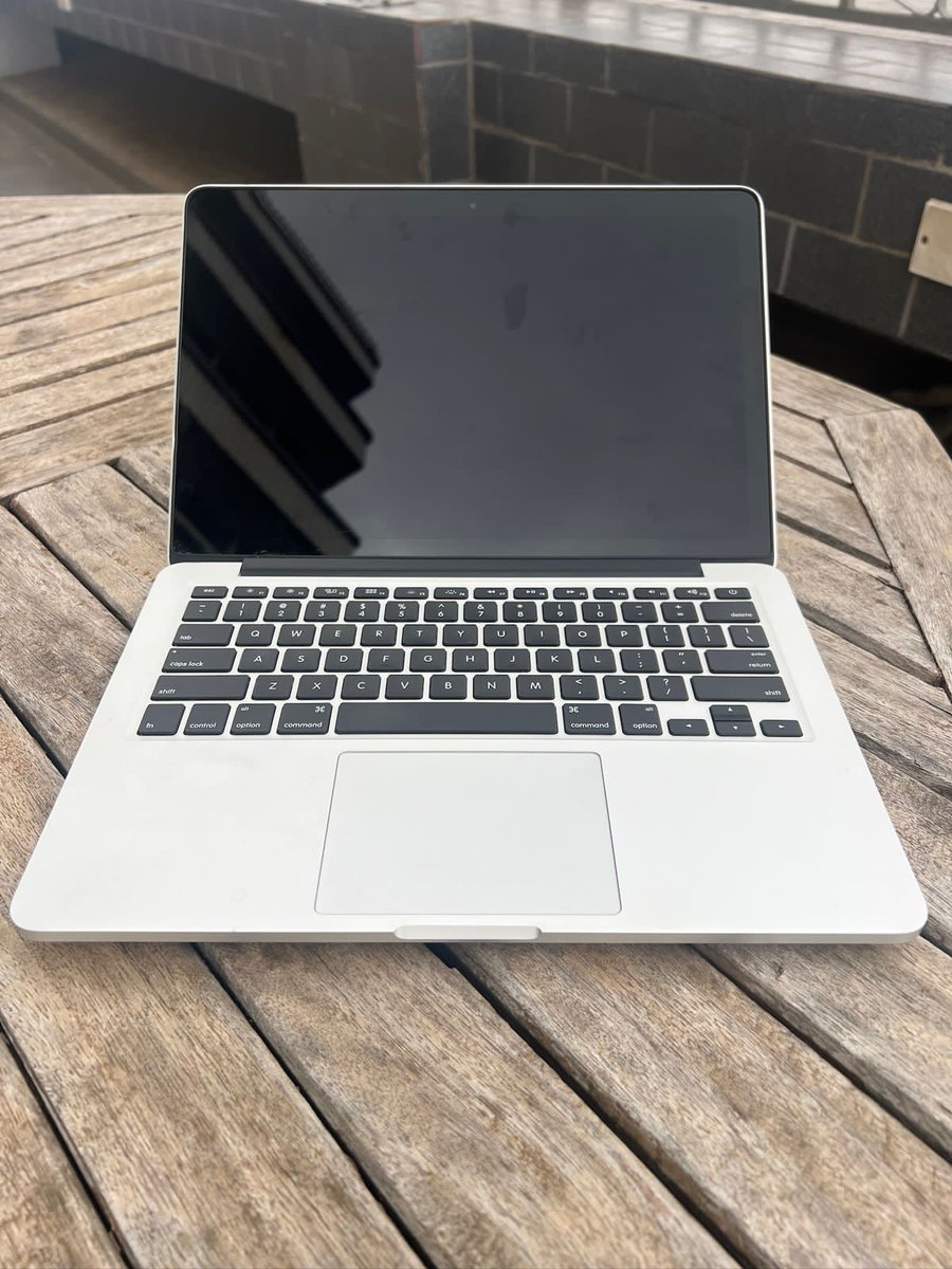 Macbook pro 2015
💰 KES 33,000/-

⚙️ Key Specs:
✅ Intel Core i5 
✅ 8GB RAM | 256GB SSD
✅ 13.3″ HD 
✅ Compact, Durable, and Lightweight Design
✅ Backlit Keyboard | 
✅2 k Retina Display
✅2 Gb Iris Graphics
✅ Long Battery Life | Mac O.S