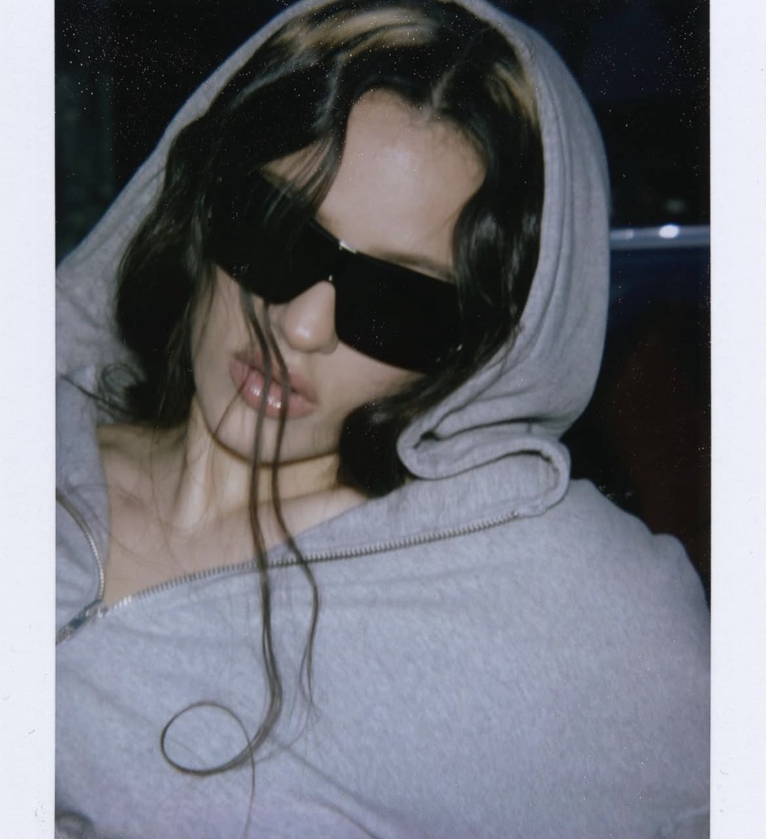 PopCrave's tweet photo. ROSALÍA will release the “La Perla” music video today at 12 pm EST. https://t.co/l58e1rzhzH