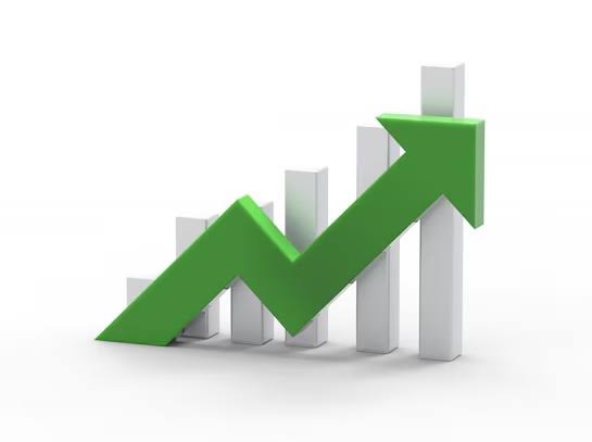 Vejo a mídia repetindo 'o mercado prevê' o tempo todo. No governo Lula, o mercado errou TODAS as previsões econômicas. O Brasil cresceu mais, inflacionou menos e gerou mais empregos do que qualquer analista de banco previu. Superamos – e muito – as expectativas deles. 🇧🇷📈