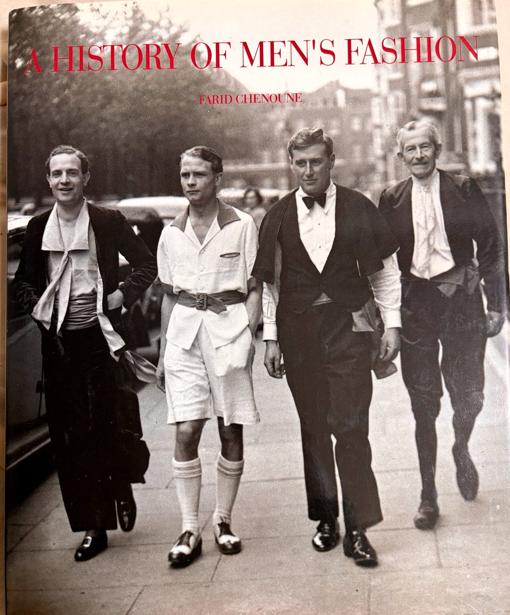 A History of Men's Fashion 英語 著者Farid Chenoune 出版社