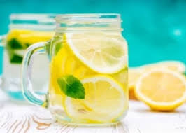 ليمون وملح أسود فـ الصباح؟
وصفه بسيطة لكن فوائدها ما كانت متوقعة 
تنشط الجسم، تعاون فـ الهضم، وتعدل المزاج من أول النهار وكثيرين يقولوا تحسن الطاقة وتخفف النفخه 
جربها وشف الفرق 
#صحة #وصفات_طبيعية #ليمون #ملح_أسود #نصائح_صباحية