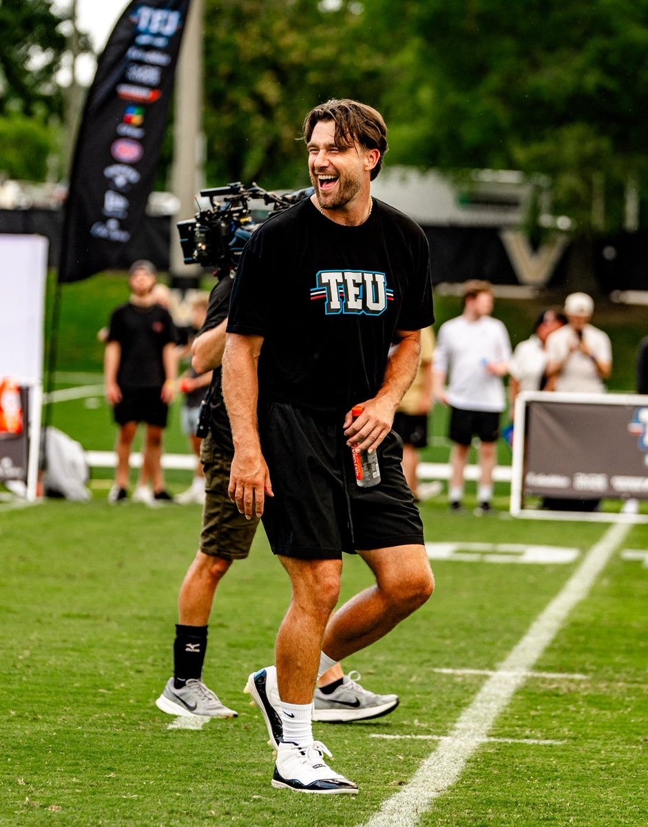 Travis Kelce #ProBowlVote