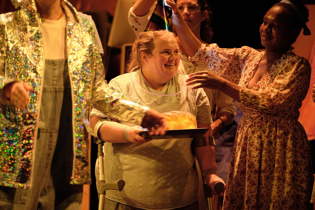 Many Minds tweet media