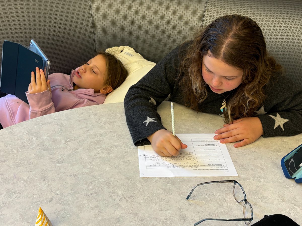 SRMS Library Learning Commons tweet media