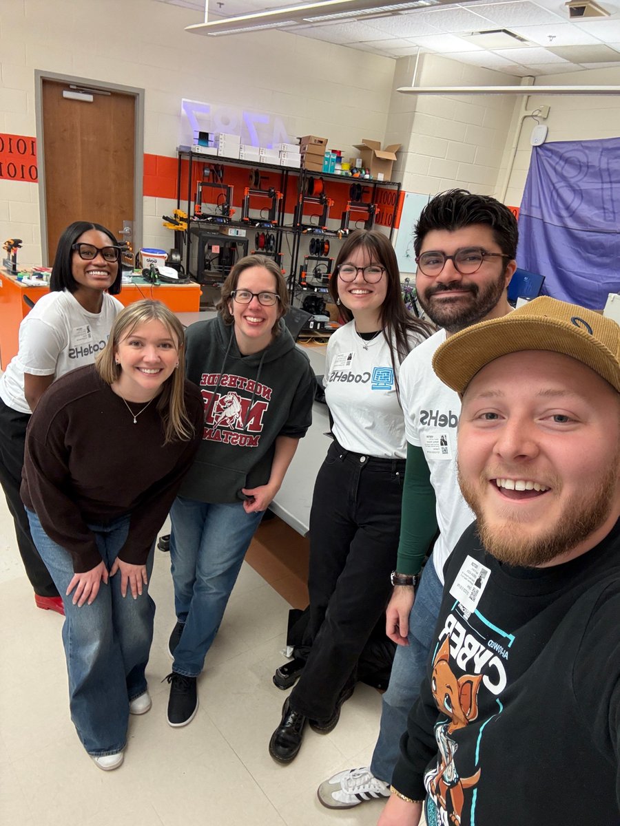 CodeHS's tweet image. 🎉 CSEdWeek 2025 was a huge success! We love visiting our teachers and getting into classrooms! We visited over 190 classrooms across the country and saw so much amazing work by all our incredible students! #CSEdWeek #CodeHS #ComputerScience #Coding