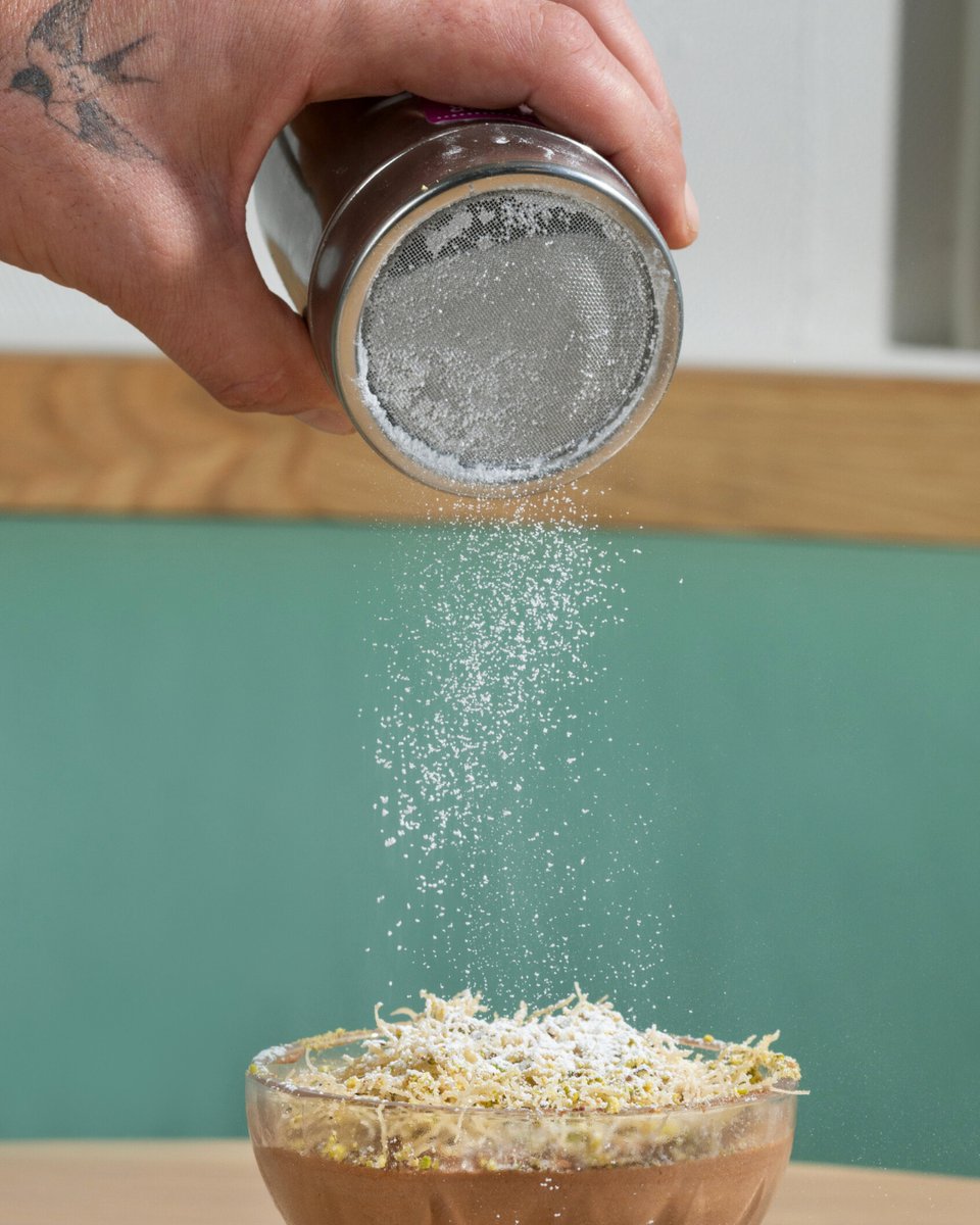 Crafted in-house and topped with knaffe and pistachio — Dubai chocolate inspired 😍 Our chocolate mousse is the perfect way to finish your meal.