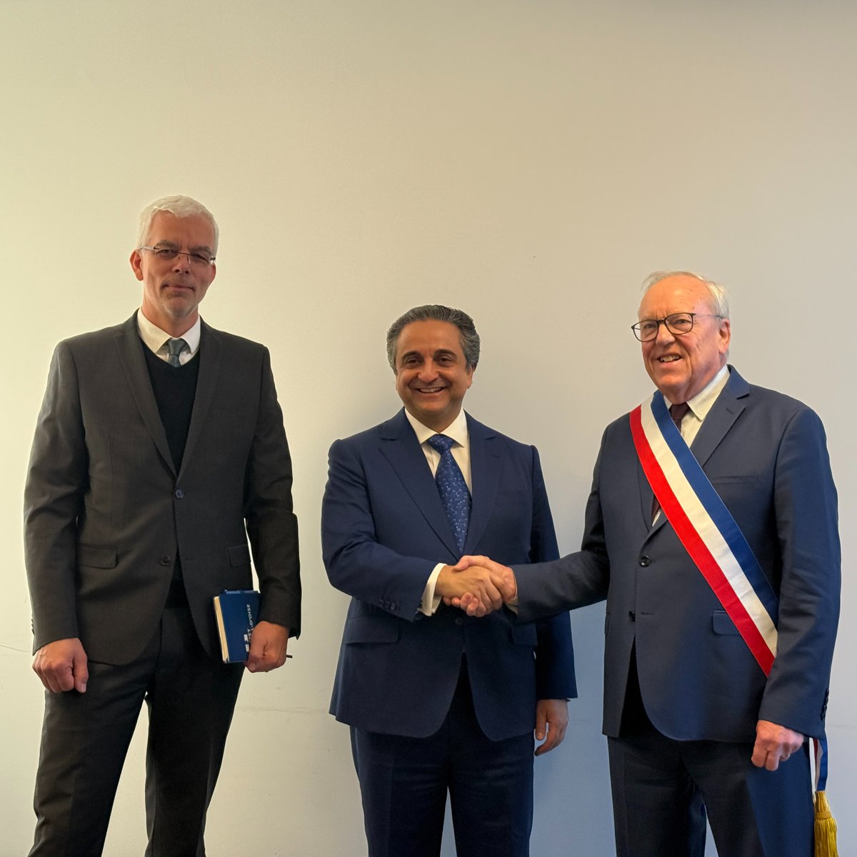 GMothron's tweet image. 🍽️🇫🇷 Potel &amp;amp; Chabot inaugure son nouveau site à #Argenteuil, sur l’ancienne friche Yoplait. Une maison bicentenaire de la gastronomie française s’installe sur 16 000 m² et avec 100 emplois permanents, faisant dialoguer histoire industrielle et renouveau du territoire. #Industrie