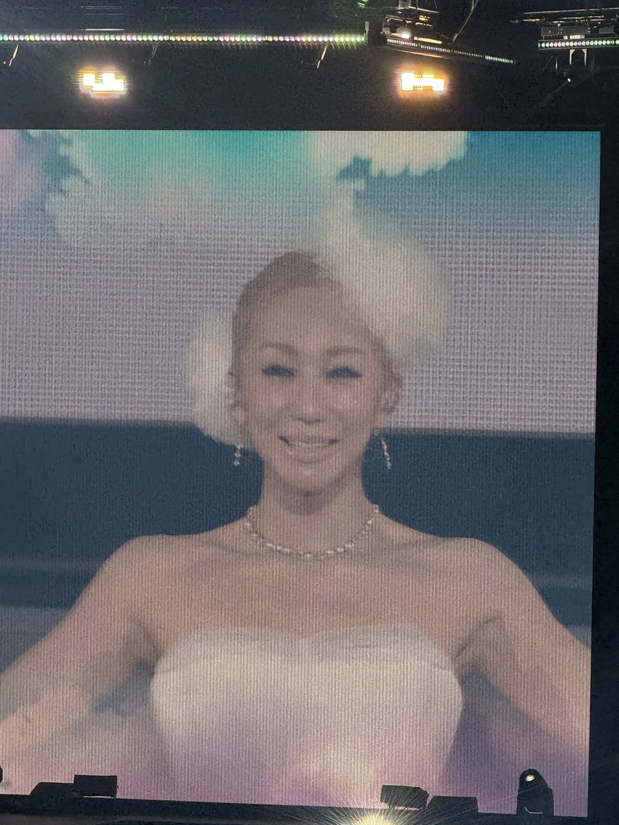 haru1124__'s tweet photo. 🤍#倖田來未 #KODAKUMI25thAnniversary
#くみ活 #DE_CODE https://t.co/jkKBXVcEnn