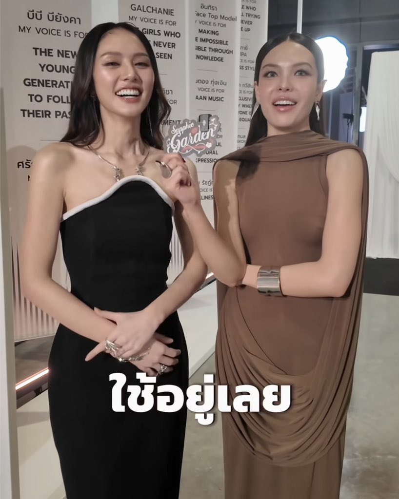 𝙑𝙚𝙧𝙤𝙣𝙞𝙘𝙖 tweet media