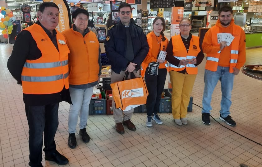 Image de Préfet de la Haute-Marne - JP Horréard sous-préfet de Saint-Dizier  s'est rendu le 29/11 auprès des bénévoles de la Banque Alim