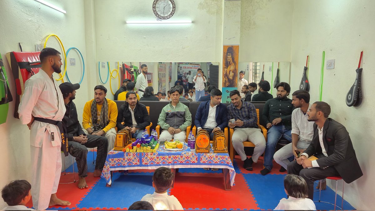 14 दिसंबर 2025 को <a href="/idma_india1/">IDMA INDIA</a> द्वारा बेल्ट ग्रेडिंग कराया गया जिसमें 30 बच्चों ने टेस्ट दिया। इस दौरान जिला वैशाली के डीएसपी जफर इमाम जी, डॉ प्रभात मेमोरियल हीरामती अस्पताल, पटना के CMD डॉ सतीश कुमार सिंह जी, प्रसिद्ध यूट्यूबर टाइगर यादव जी उपस्थित हो कर कार्यक्रम को सफल बनाए।