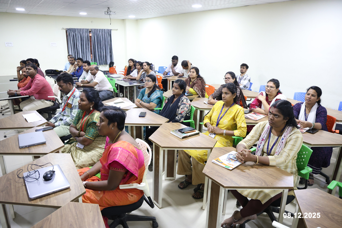 veltechofficial's tweet image. The SOC, Department of Computer Science and Design, Vel Tech University, successfully organized a Six-Day Faculty Development Program on “Convergence of Immersive Reality, Digital Twins, and IoT for Intelligent Engineering Solutions”.

#VelTechUniversity #EngineeringSolutions