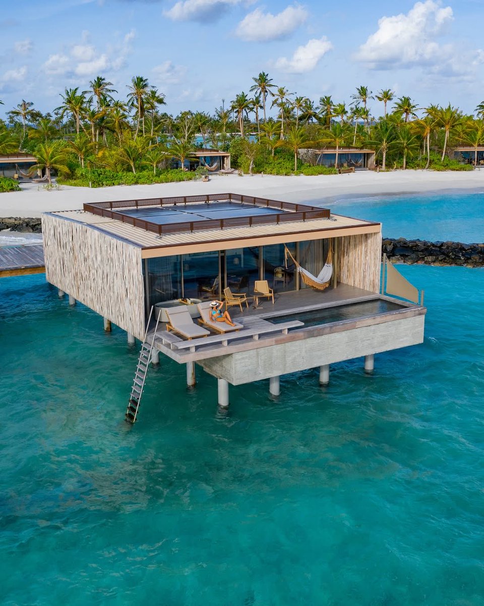 فنادق المالديف tweet media