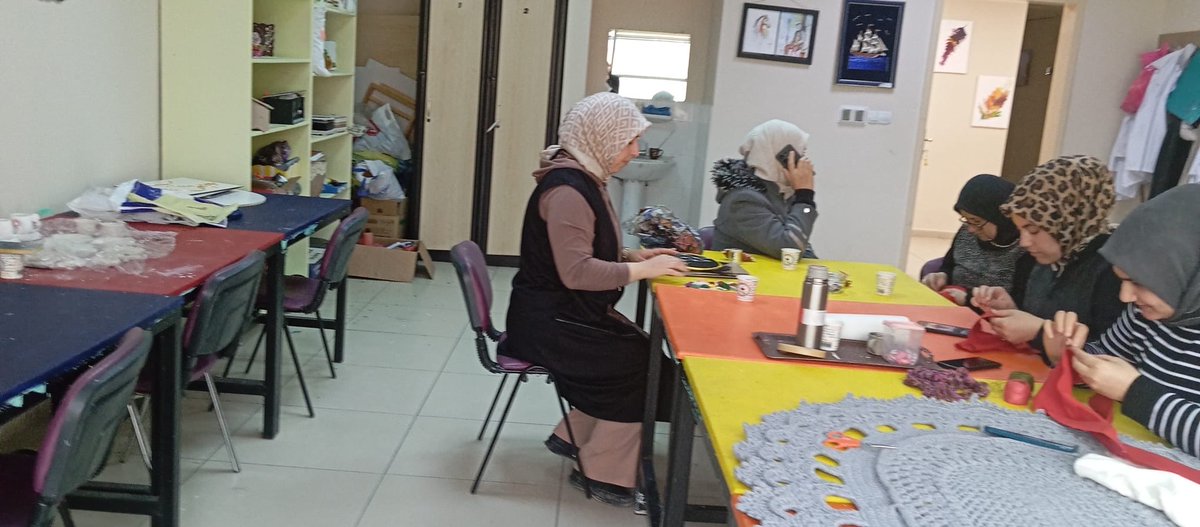 GüzelSanatlarAtölyesi kapsamında başlatılan El sanatları Eğitimlerimiz devam ediyor.