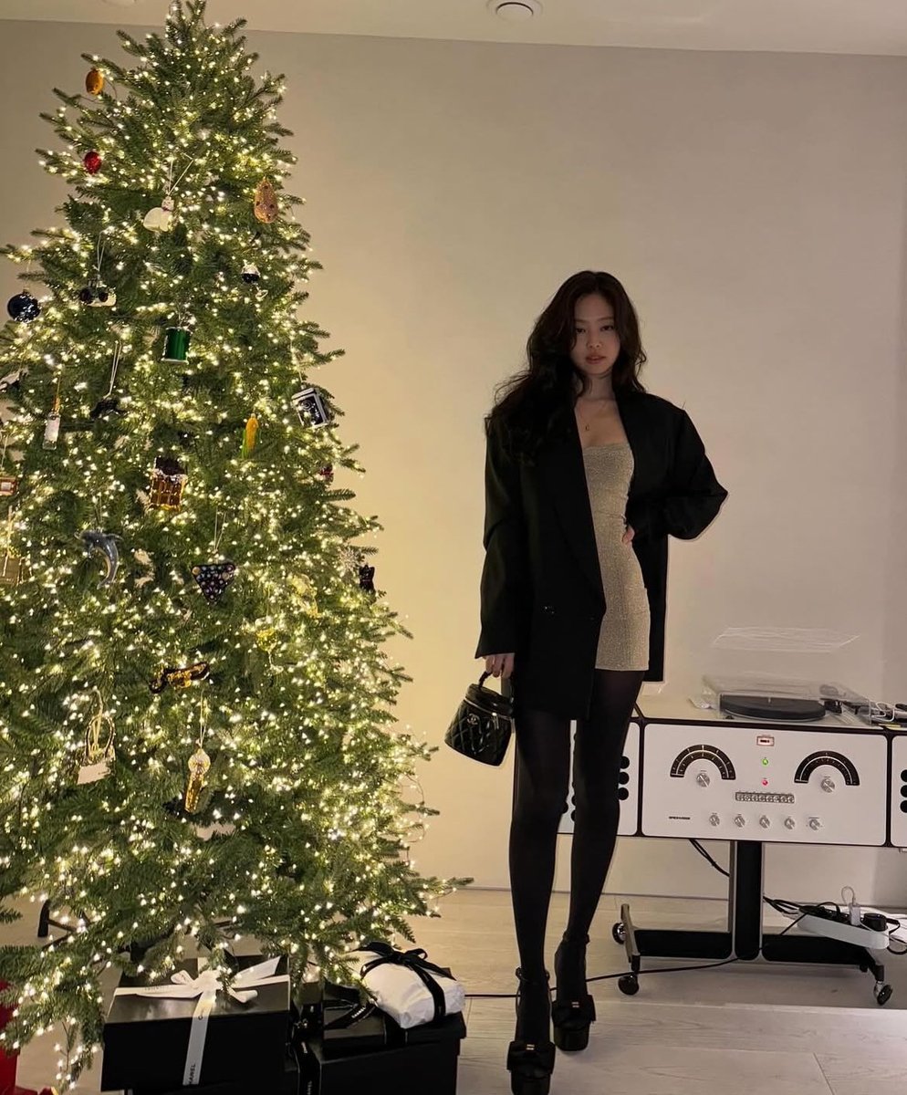 tjruby_'s tweet image. 🎄🤍