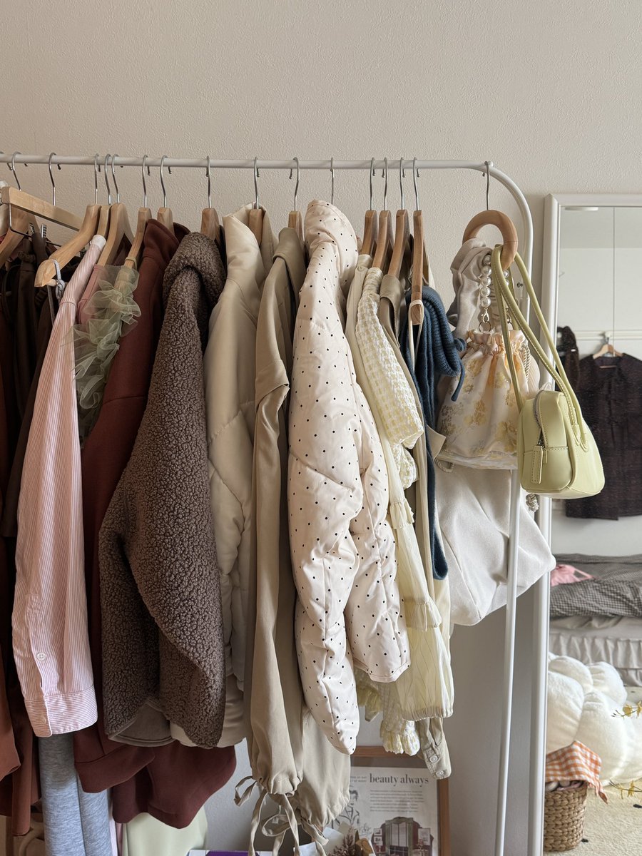 インスタでもお部屋アカウントつくりました🏠🌱
instagram.com/_shi__01?igsh=…