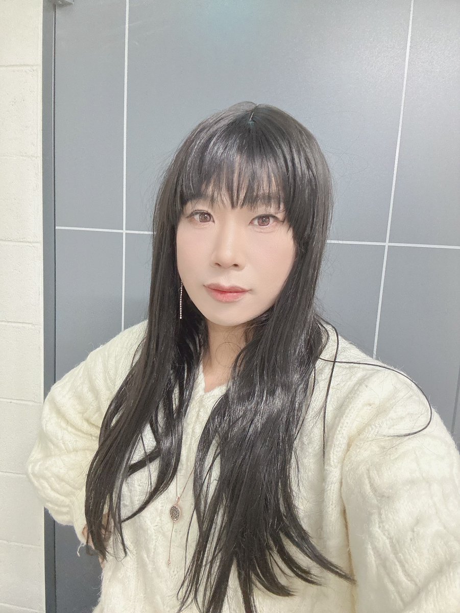 혜D tweet media