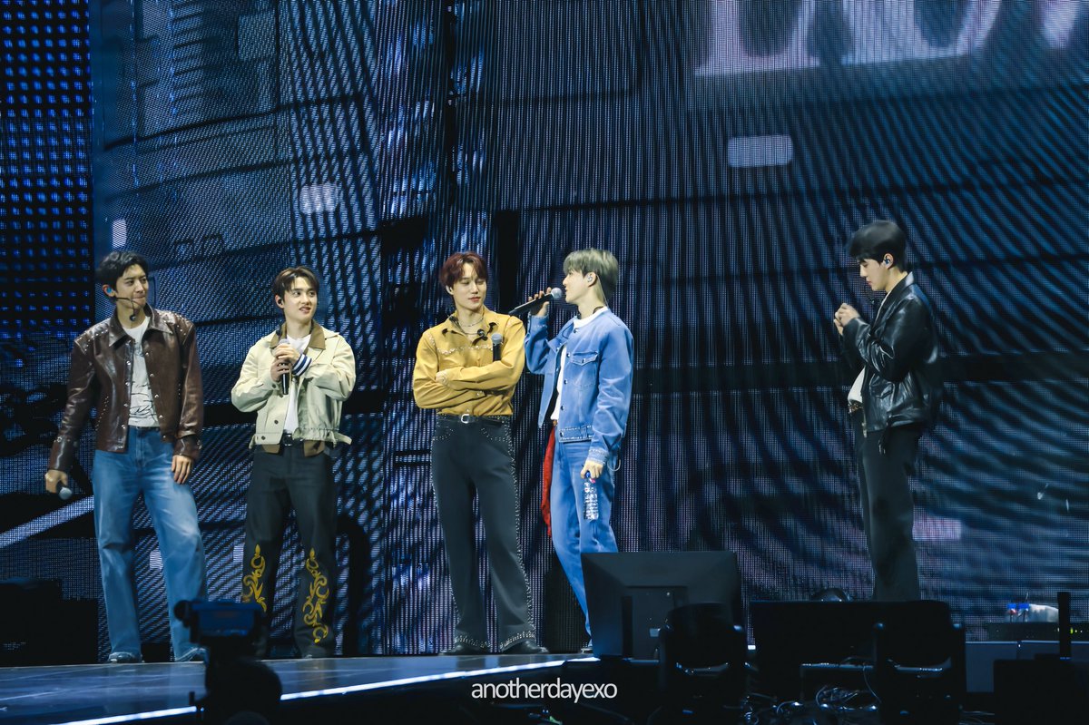 anotherdayexo's tweet photo. 고마워 exo 

#찬열 #수호 #디오 #카이 #세훈 #EXO #엑소 #weareoneEXO #EXOverse https://t.co/pZlbKTUYnG