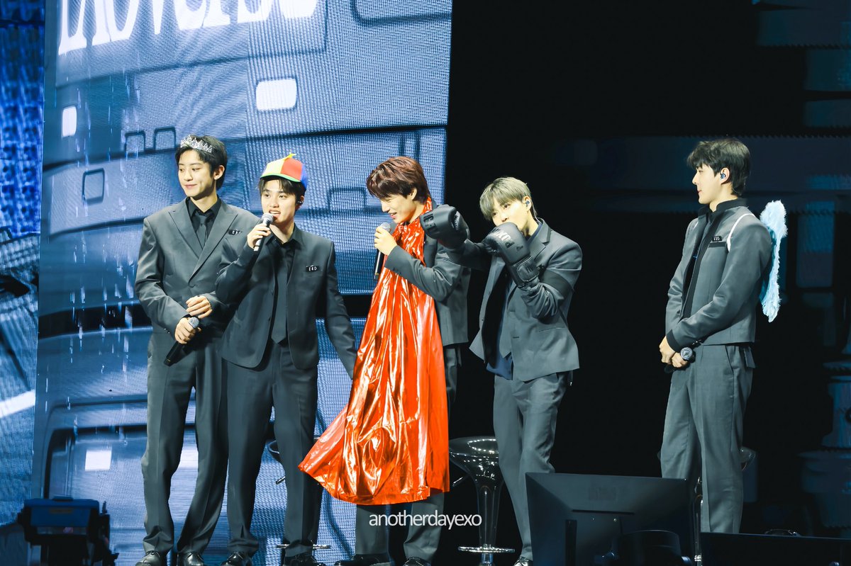 anotherdayexo's tweet photo. 고마워 exo 

#찬열 #수호 #디오 #카이 #세훈 #EXO #엑소 #weareoneEXO #EXOverse https://t.co/pZlbKTUYnG