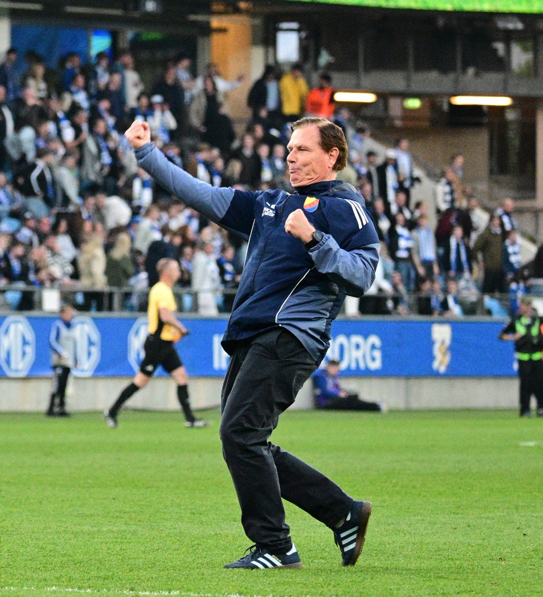 Snart dundrar Christer Mattiasson in i studion för att gästa oss!

Vad vill ni veta? Dundra på med frågor till "Kitten"!

Foto: TT