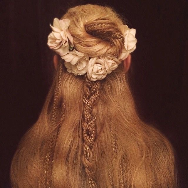 capripics's tweet image. James.