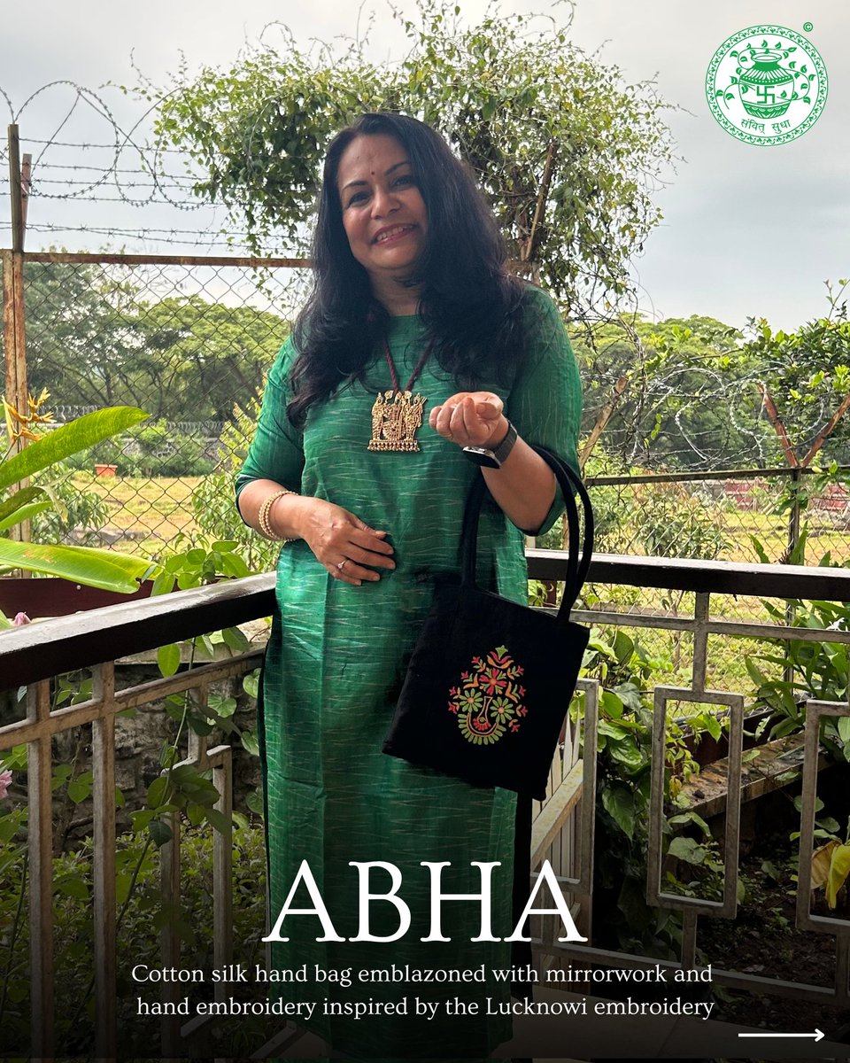 SamvitSudha's tweet photo. We’re truly honoured to have @ShefVaidya embrace our hand-embroidered silk products' range.
Each piece is crafted by skilled women artisans from rural India. 

To explore our handcrafted embroidered collection, visit https://t.co/mpQXp3AYaX
Or WhatsApp: +91 9833668982 https://t.co/eQblp4hC3w