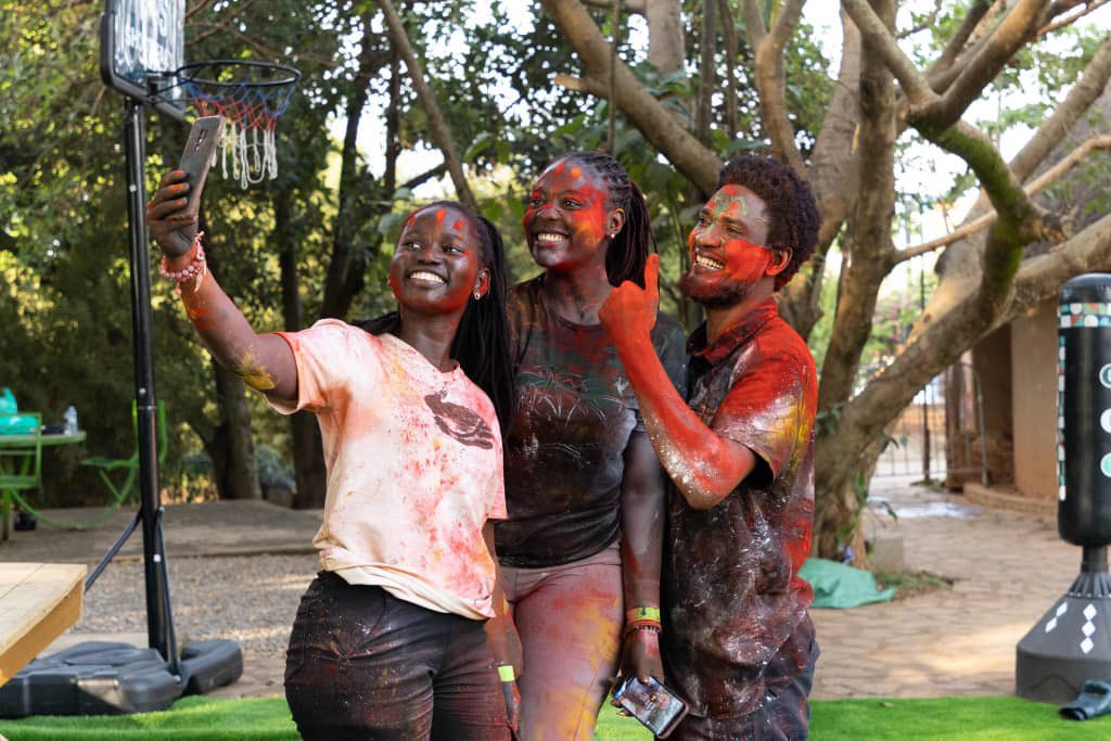 RotaractD9214's tweet image. The #MelonFest2025 🎊🔥

Color splashes, playful games, and pure joy 

Where fun met creativity and unforgettable moments were made.

#UniteForGood
#TogetherOneActAtATime