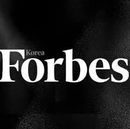 🏆 Congratulations #V for winning “Male Idol Who Shined in the Second Half of 2025” at the 2025 Forbes K-pop Awards!

— He will be receiving physical trophy! 

CONGRATULATIONS V
CONGRATULATIONS TAEHYUNG 
#VForbesChampion