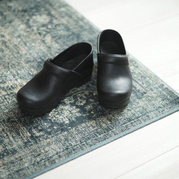 日用品図鑑：〈雲と木〉細田未知留の愛用するヨーゼフ・ホフマンのプラハチェア etc.https://brutus.jp/nichiyohin-zukan_michiru-hosoda/…