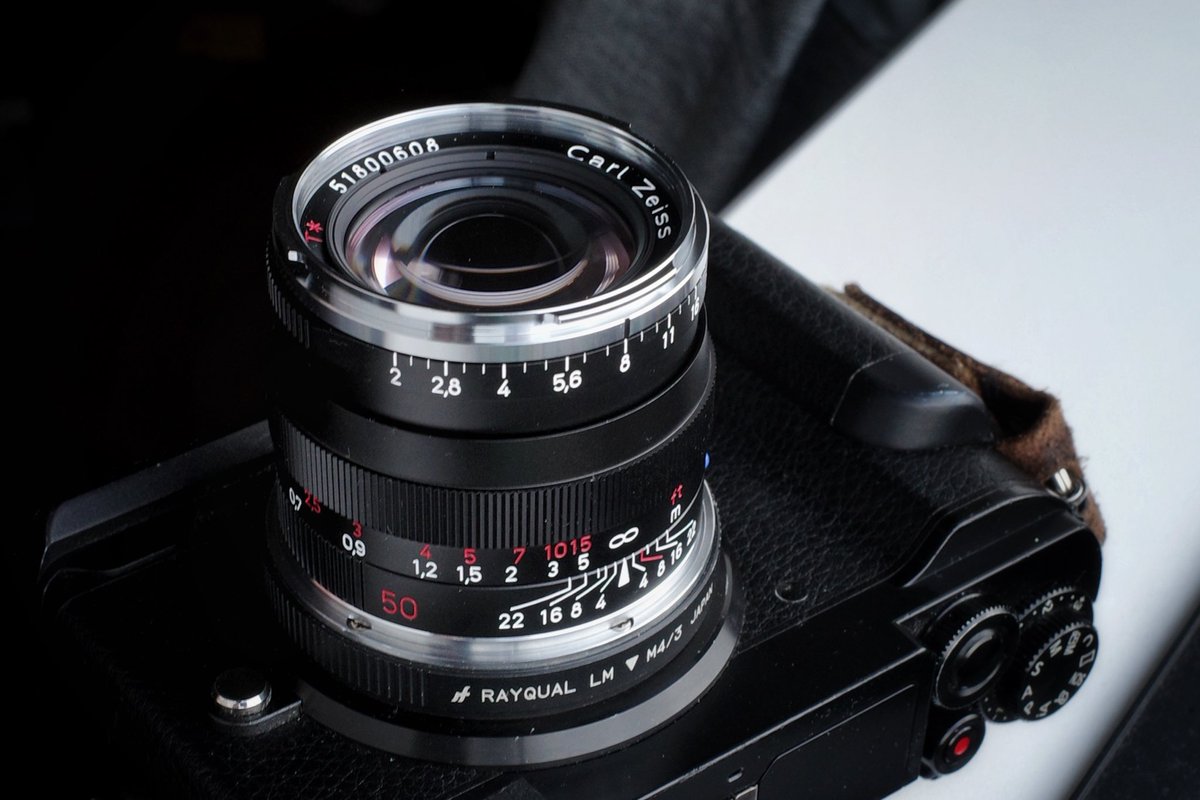 もらった成人(式)祝いで、永く使えるレンズを買った。新品を買ったけど