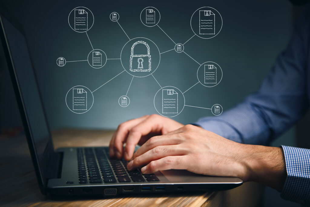 #Formación 🔐 En Montañana aprendimos que la mejor defensa es la información
✔️ No compartas datos sin pensar
✔️ No uses la misma contraseña
✔️ No confíes en ofertas “perfectas”
Desde AICAR promovemos una ciudadanía cibersegura 💻
#Ciberseguridad 
aicar.adicae.es/protege-tus-da…