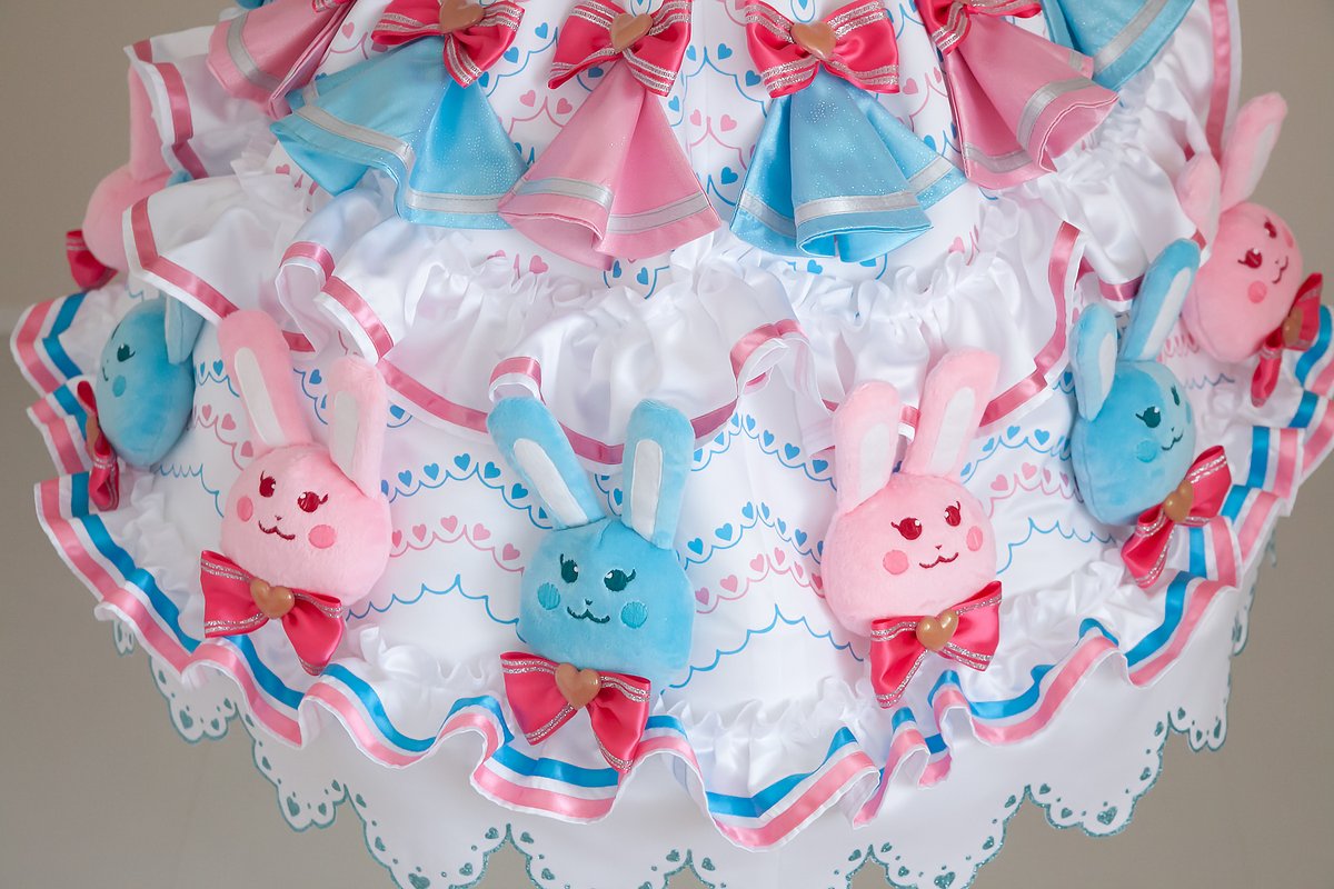 ＊コスプレ衣装＊

プリパラ
真中のん
トゥインクルリボンスウィートサイリウムコーデ

可愛くて大好きな憧れのコーデです。作れる自信がなくて手を出せずにいましたが、ご依頼いただいた事がきっかけで、夢を叶える事ができました✨本当に撮影楽しすぎて、感無量でした😭