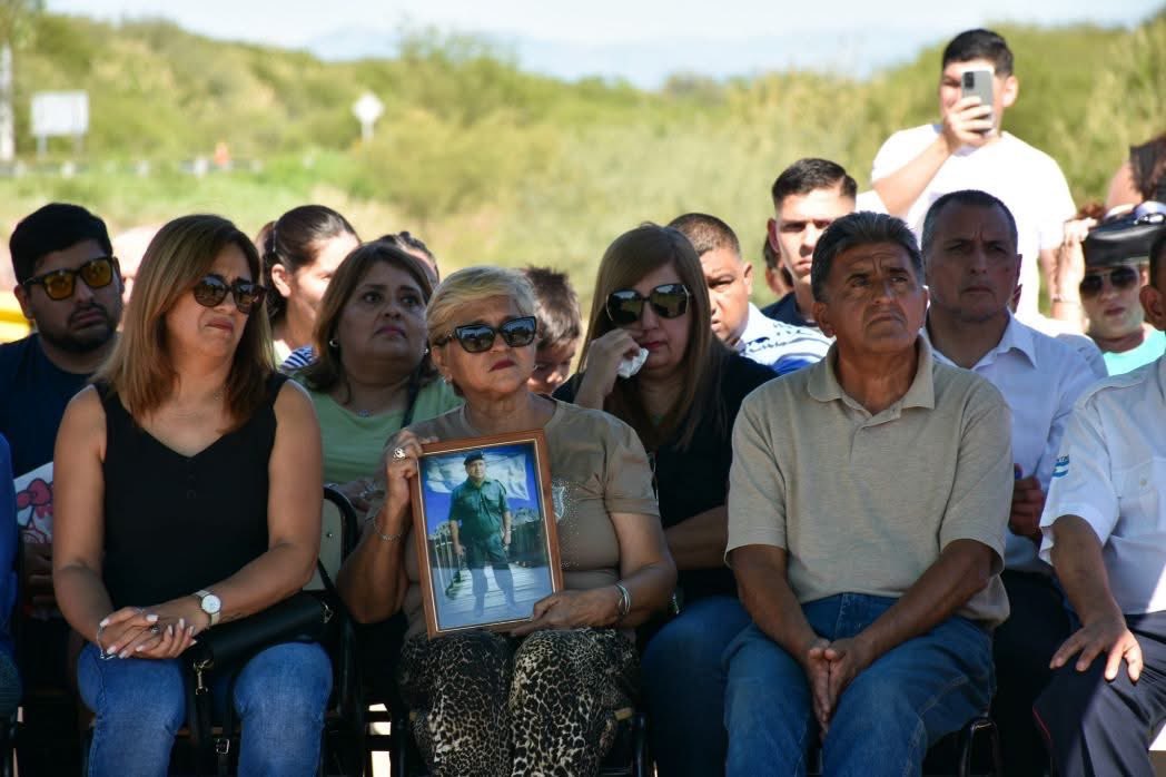 #Salta Acto en memoria de los #43gendarmes fallecidos en Rosario de la Frontera

✅A 10 años, en el cenotafio ubicado en Arroyo Balboa, Ruta Nacional N°34, lugar en donde los uniformados pertenecientes al Destacamento Móvil 5 perdieron la vida  el 14 de diciembre de 2015.