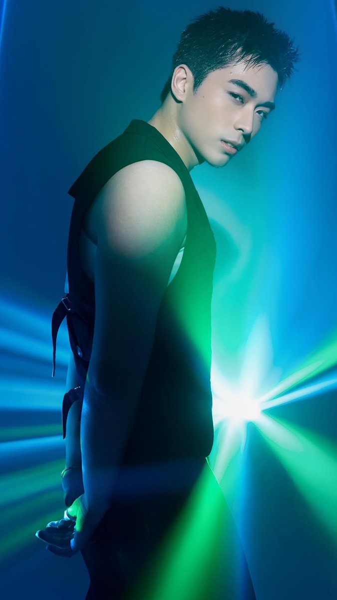 SoundCheckMNL's tweet image. Already trending! #Bgyo @bgyo_ph @BGYO_Gelo on the cover of international mag @vmansea @starmagicphils @ABSCBNpr @StarMusicPH #BGYOGELOxPoetryOfPopIssue  #GELOHEADLINESVMANSEA