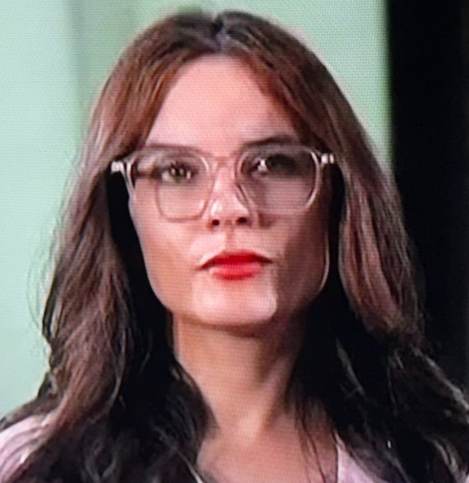 Lo mejor de la elección fue ver la cara de culo que tenía Camila Vallejo (miss fake news) al saber de la victoria de Kast.

Impagable ese momento.