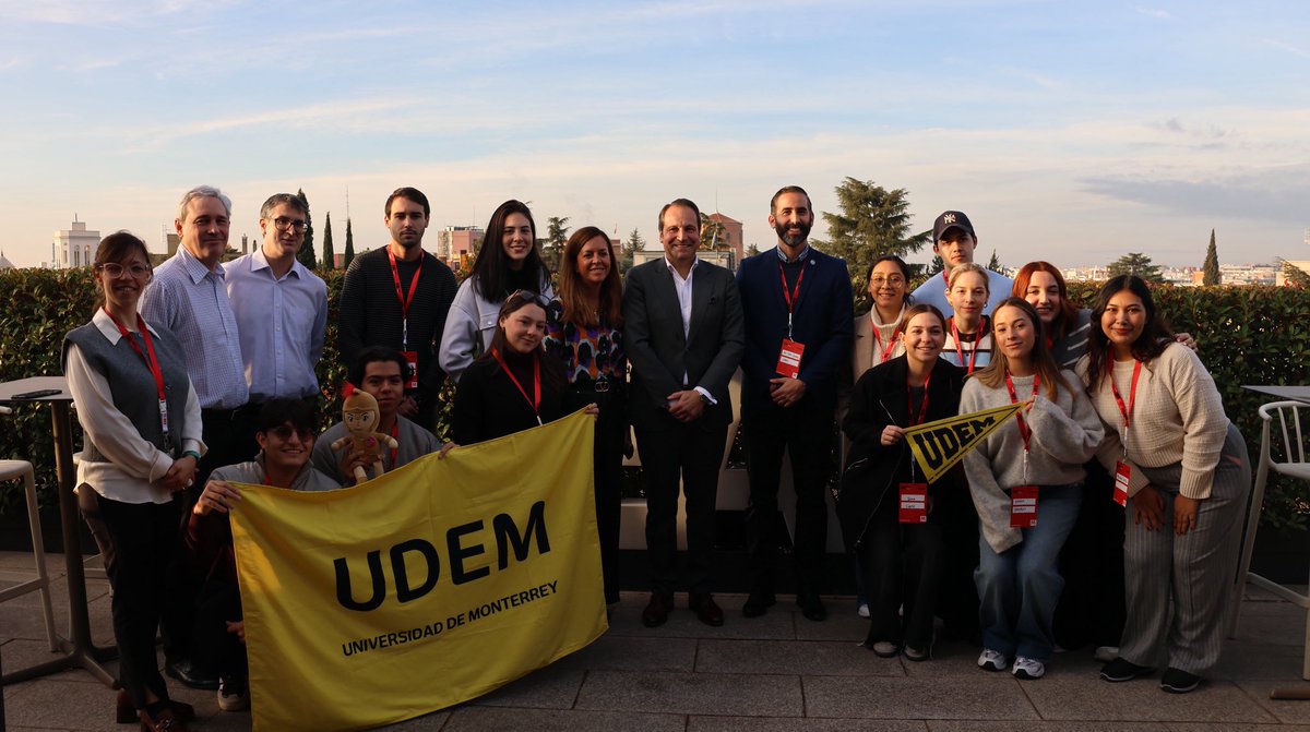 🌍 CEOx1Day en #EAEMadrid El liderazgo del mañana se mide por humanidad, adaptabilidad y propósito. 🚀
El futuro empieza con esta nueva edición del programa para los alumnos de <a href="/udem/">Universidad de Monterrey</a> 🌟 #CEOx1Day #LiderazgoDelFuturo #Odgers