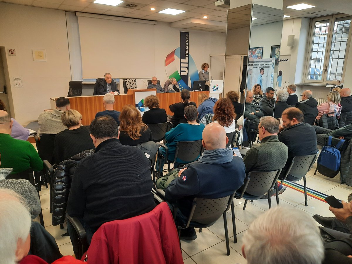 UilPiemonte's tweet image. Oggi il Segretario Generale della UIL Piemonte Gianni Cortese ha partecipato al Consiglio Regionale della UILCOM Piemonte e Valle d’Aosta.