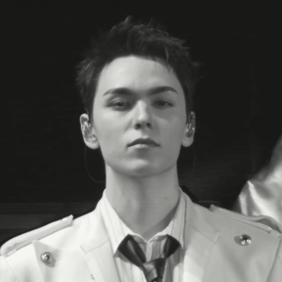 버논 얼굴 tweet media