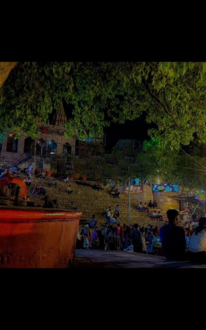 जो परिस्थिति को देख कर अपना स्वभाव बदल ले... वो अपना कैसे पार्थ...!!📍

Good Evening friend 🤝