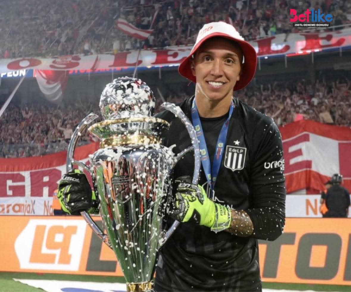 Fernando Muslera'nın paylaşımı: "Aslanı yenilmez kılan kükremesi değil, azmidir. Ne kadar ağır yaralı olursa olsun, onu asla hafife almayın."
