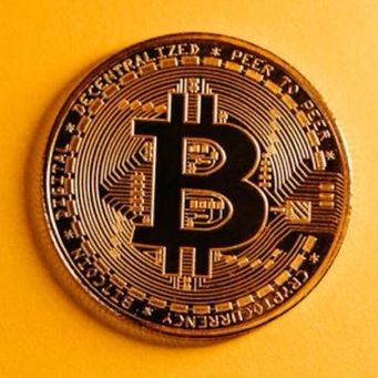 TradersprintX's tweet image. PRIME MINISTER OF THE UAE SAID #BITCOIN AND CRYPTO IS NOW A "NEW SECTOR" FOR IT'S ECONOMY 

OIL MONEY HEADING INTO BTC.